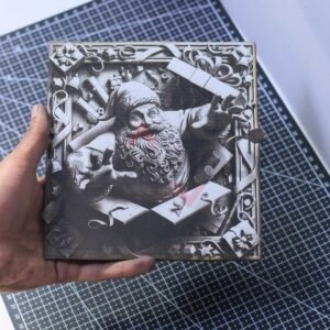 Santa Bursting the Gift Box 3D Illusion
