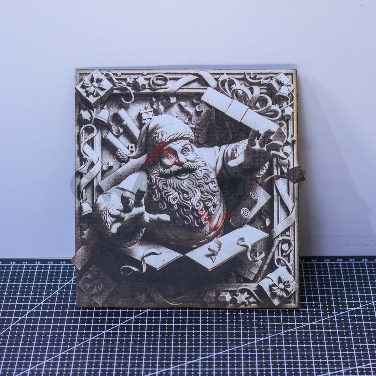 Santa Bursting the Gift Box 3D Illusion Laser File - SVG, WWS, XCS, LBRN - Image 2