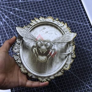 Bee with Pollen 3D illusion