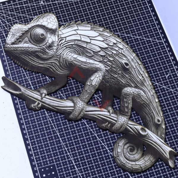 Chameleon on Branch Laser File - SVG, WWS, XCS, LBRN2